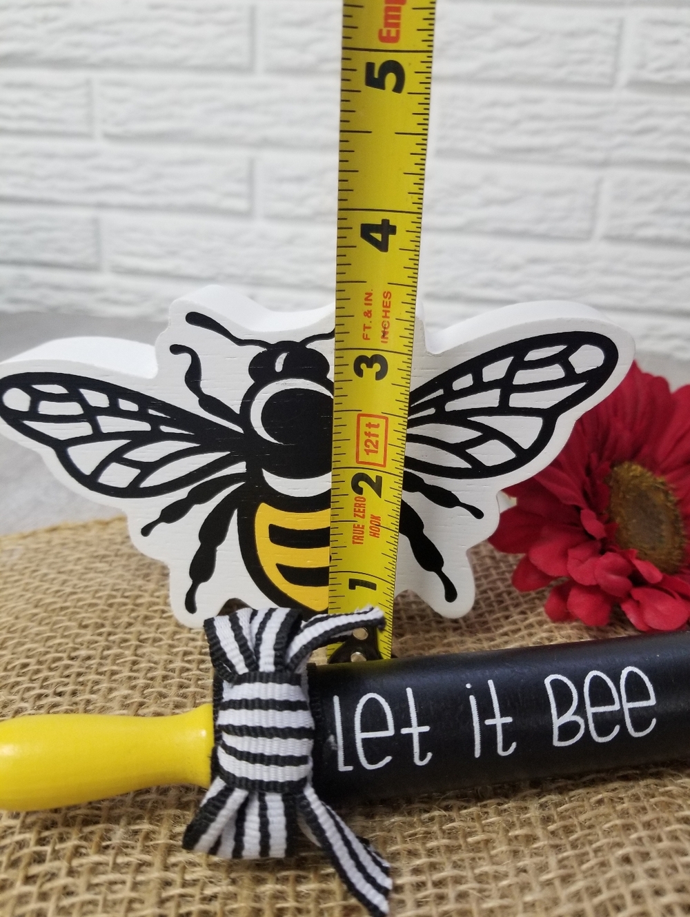 Bumblebee Themed Decor - Picture 4 of 6
